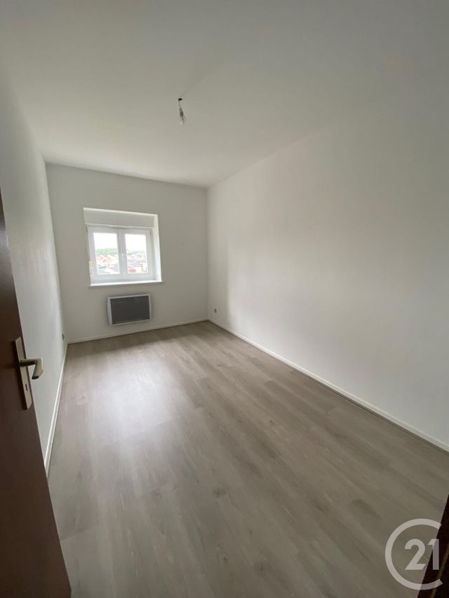 Appartement F3 à louer - 3 pièces - 65,59 m2 - Ste Marie Aux Chenes - 57 - LORRAINE