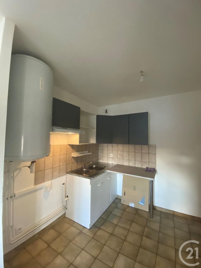 Appartement F3 à louer - 3 pièces - 65,59 m2 - Ste Marie Aux Chenes - 57 - LORRAINE