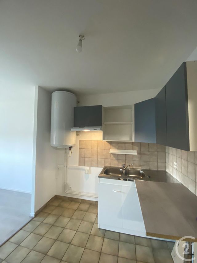 Appartement F3 à louer - 3 pièces - 65,59 m2 - Ste Marie Aux Chenes - 57 - LORRAINE