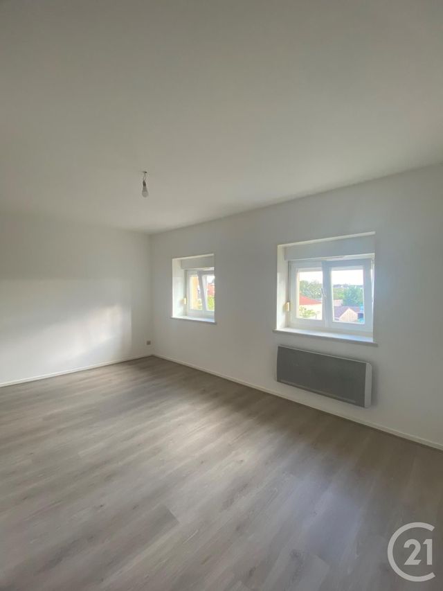 Appartement F3 à louer - 3 pièces - 65,59 m2 - Ste Marie Aux Chenes - 57 - LORRAINE