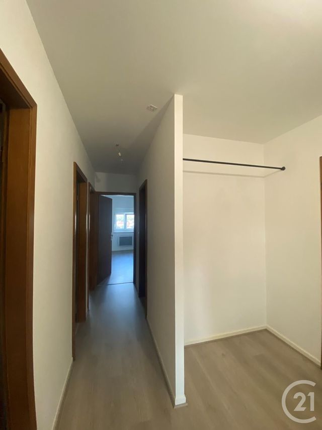 Appartement F3 à louer - 3 pièces - 65,59 m2 - Ste Marie Aux Chenes - 57 - LORRAINE
