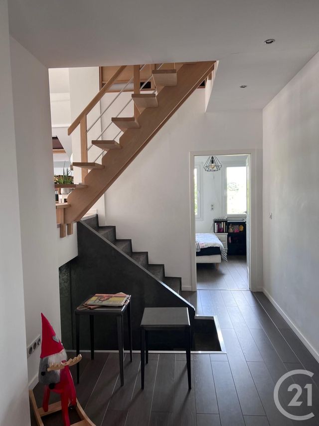 Maison &agrave; louer - 6 pi&egrave;ces - 153 m2 - Vantoux - 57 - LORRAINE