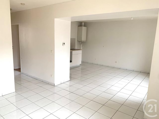Appartement F3 &agrave; louer - 3 pi&egrave;ces - 63,13 m2 - Joeuf - 54 - LORRAINE