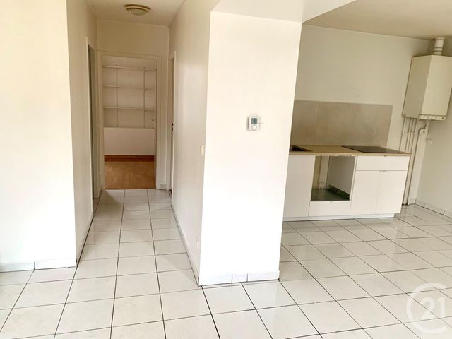 Appartement F3 &agrave; louer - 3 pi&egrave;ces - 63,13 m2 - Joeuf - 54 - LORRAINE