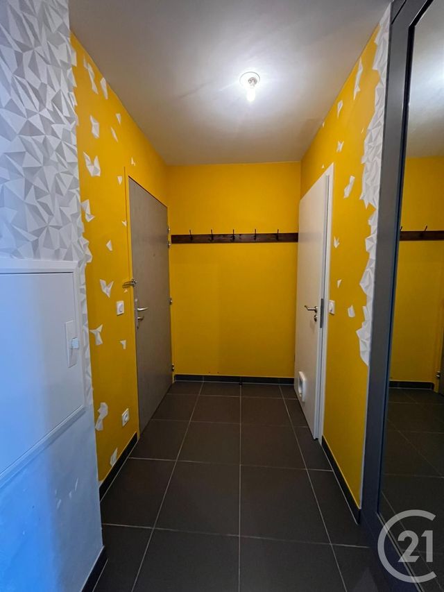 Appartement F3 &agrave; louer - 3 pi&egrave;ces - 63,73 m2 - Terville - 57 - LORRAINE