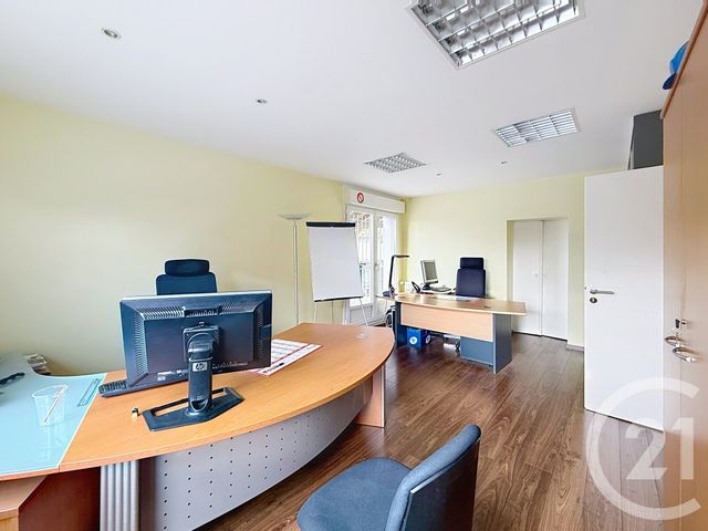 Local commercial à louer - 150.0 m2 - 57 - Moselle