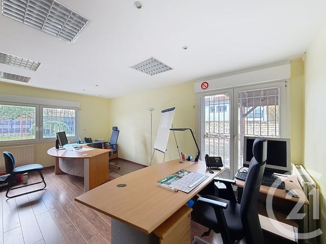 Local commercial à louer - 150.0 m2 - 57 - Moselle