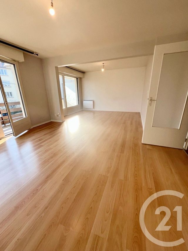Appartement F4 &agrave; louer - 4 pi&egrave;ces - 84,22 m2 - Metz - 57 - LORRAINE