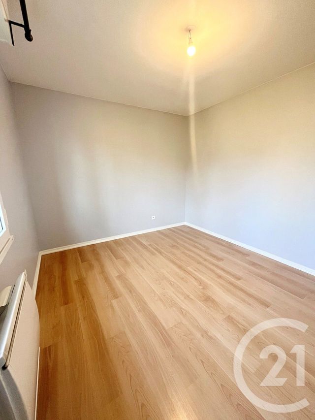 Appartement F4 &agrave; louer - 4 pi&egrave;ces - 84,22 m2 - Metz - 57 - LORRAINE