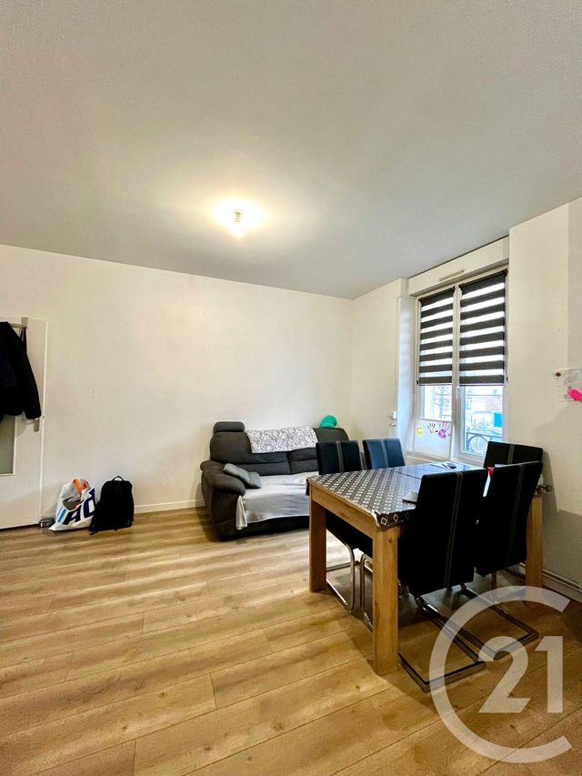 Appartement F3 &agrave; louer - 3 pi&egrave;ces - 54,28 m2 - Audun Le Roman - 54 - LORRAINE