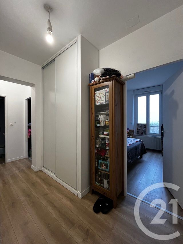 Appartement F3 &agrave; louer - 3 pi&egrave;ces - 54,28 m2 - Audun Le Roman - 54 - LORRAINE