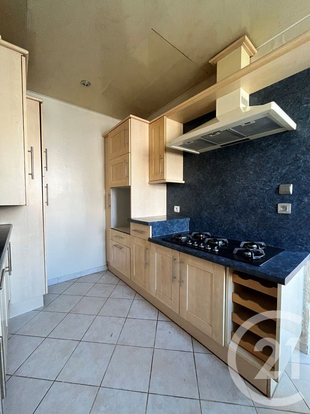 Appartement F5 &agrave; louer - 5 pi&egrave;ces - 74,72 m2 - Metz - 57 - LORRAINE