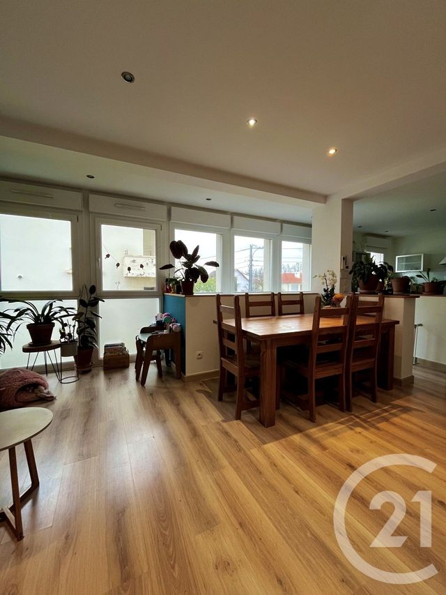 Appartement F3 &agrave; louer - 3 pi&egrave;ces - 65 m2 - Metz - 57 - LORRAINE