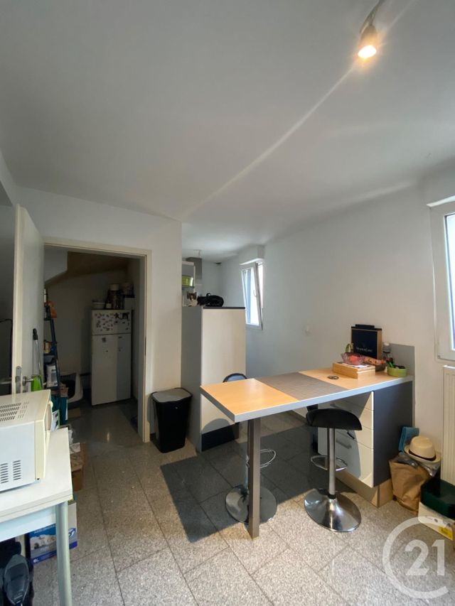 Appartement F3 &agrave; louer - 3 pi&egrave;ces - 60,20 m2 - Metz - 57 - LORRAINE