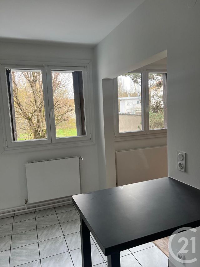 Appartement F3 &agrave; louer - 3 pi&egrave;ces - 60,55 m2 - Metz - 57 - LORRAINE