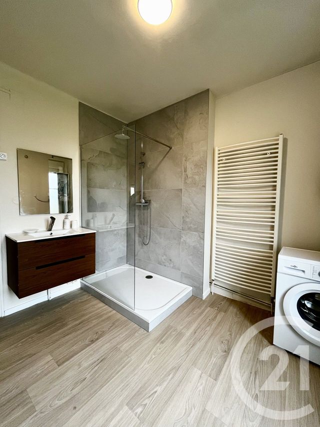 Appartement F3 &agrave; louer - 3 pi&egrave;ces - 69,21 m2 - Pagny Sur Moselle - 54 - LORRAINE