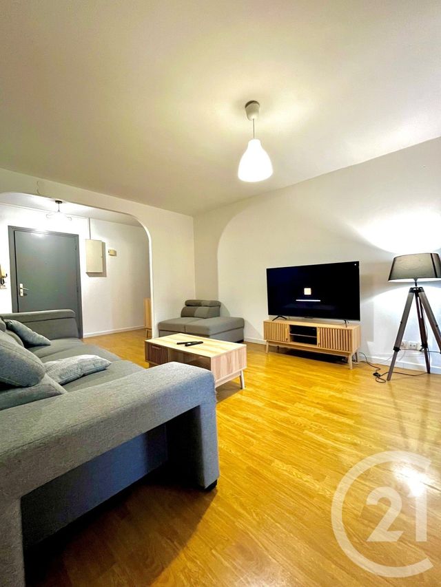 Appartement F6 &agrave; louer - 6 pi&egrave;ces - 97,79 m2 - Metz - 57 - LORRAINE