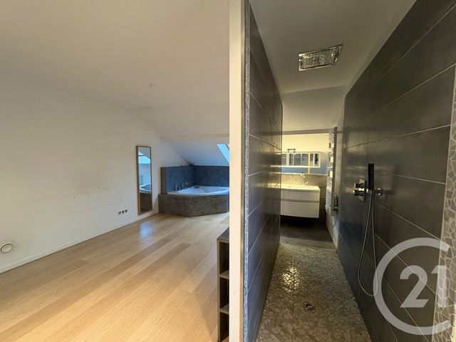 Maison &agrave; louer - 6 pi&egrave;ces - 153 m2 - Vantoux - 57 - LORRAINE