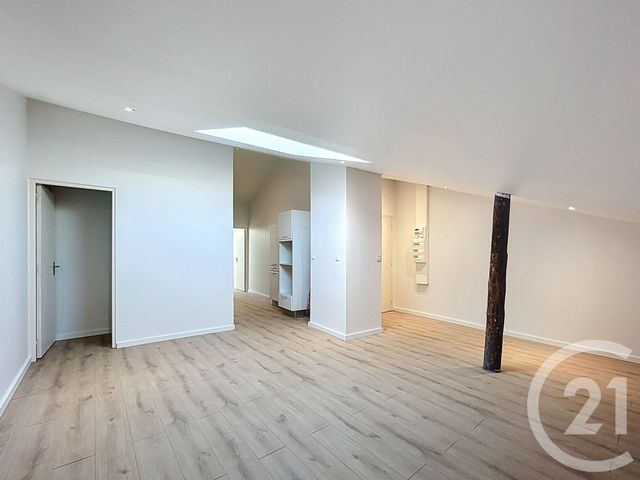 Appartement F3 &agrave; louer - 3 pi&egrave;ces - 51,70 m2 - Courcelles Chaussy - 57 - LORRAINE