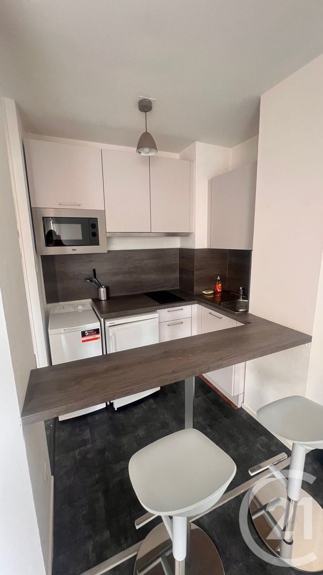 Appartement F1 &agrave; louer - 1 pi&egrave;ce - 22,96 m2 - Metz - 57 - LORRAINE
