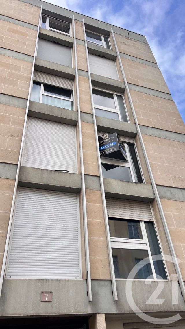 Appartement F1 &agrave; louer - 1 pi&egrave;ce - 22,96 m2 - Metz - 57 - LORRAINE
