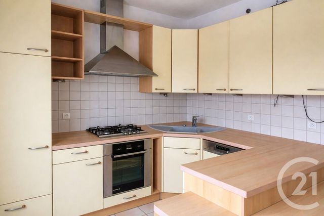 Appartement F3 &agrave; louer - 3 pi&egrave;ces - 82,58 m2 - Moulins Les Metz - 57 - LORRAINE