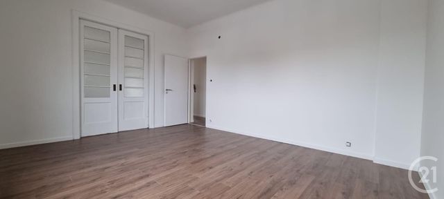 Appartement F3 &agrave; louer - 3 pi&egrave;ces - 82,58 m2 - Moulins Les Metz - 57 - LORRAINE