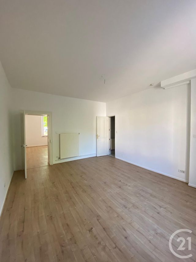 Appartement F3 &agrave; louer - 3 pi&egrave;ces - 79,30 m2 - Joeuf - 54 - LORRAINE