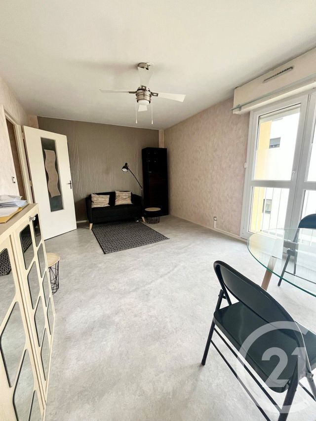 Appartement F2 &agrave; louer - 2 pi&egrave;ces - 42 m2 - Metz - 57 - LORRAINE