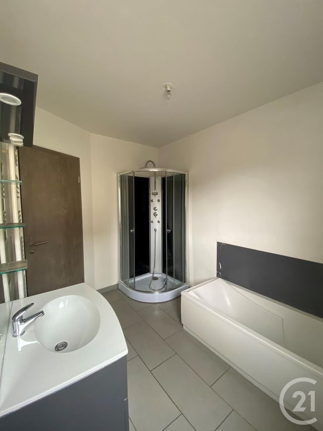 Appartement F3 &agrave; louer - 2 pi&egrave;ces - 55,56 m2 - Thionville - 57 - LORRAINE