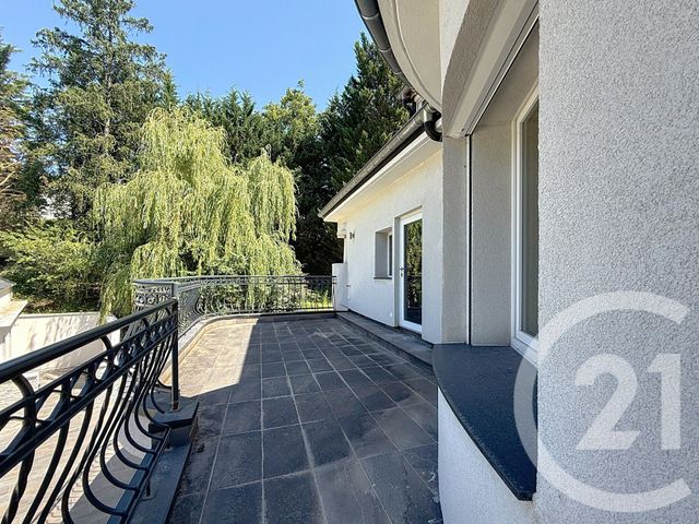 Appartement F5 &agrave; louer - 5 pi&egrave;ces - 153,16 m2 - St Julien Les Metz - 57 - LORRAINE