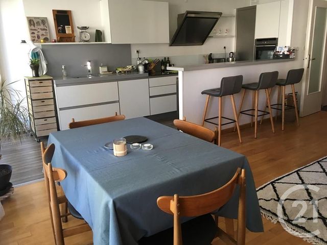Appartement F5 &agrave; louer - 4 pi&egrave;ces - 92 m2 - Metz - 57 - LORRAINE
