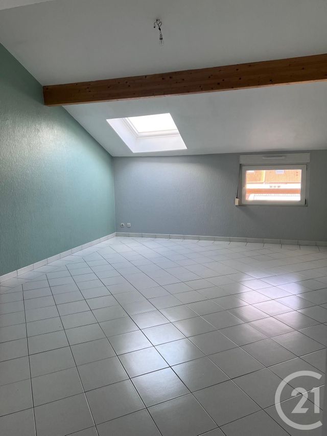 Appartement F3 &agrave; louer - 3 pi&egrave;ces - 73,06 m2 - St Julien Les Metz - 57 - LORRAINE