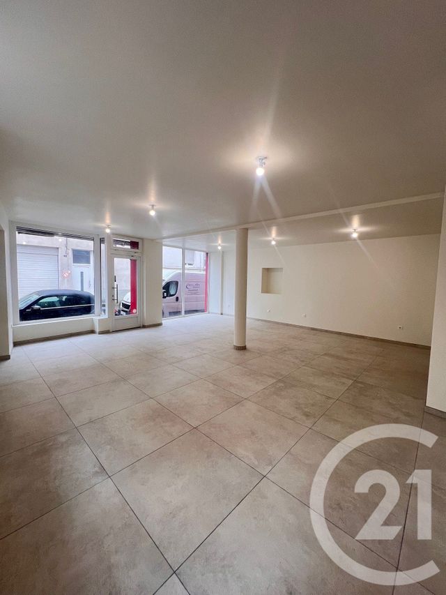 Local commercial à louer - 61.17 m2 - 57 - Moselle