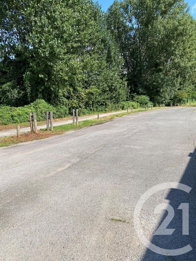 Parking &agrave; louer - 16 m2 - Moyeuvre Grande - 57 - LORRAINE