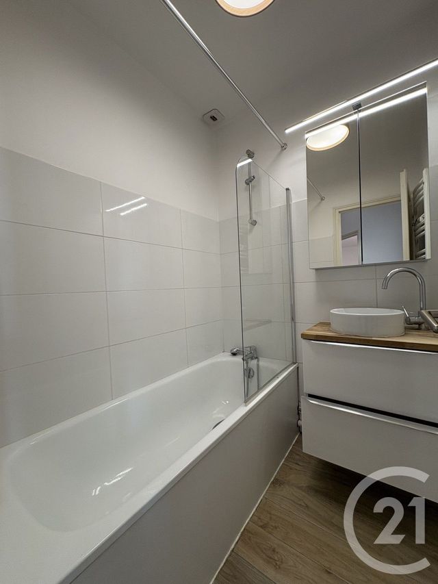 Appartement F2 &agrave; louer - 2 pi&egrave;ces - 46,34 m2 - St Julien Les Metz - 57 - LORRAINE