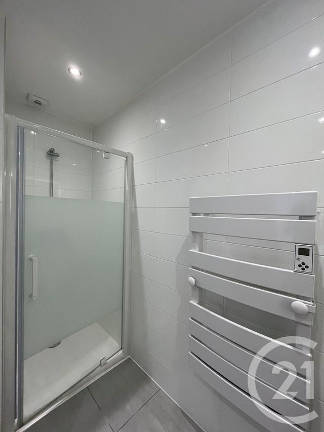 Maison &agrave; louer - 6 pi&egrave;ces - 126,20 m2 - Thionville - 57 - LORRAINE