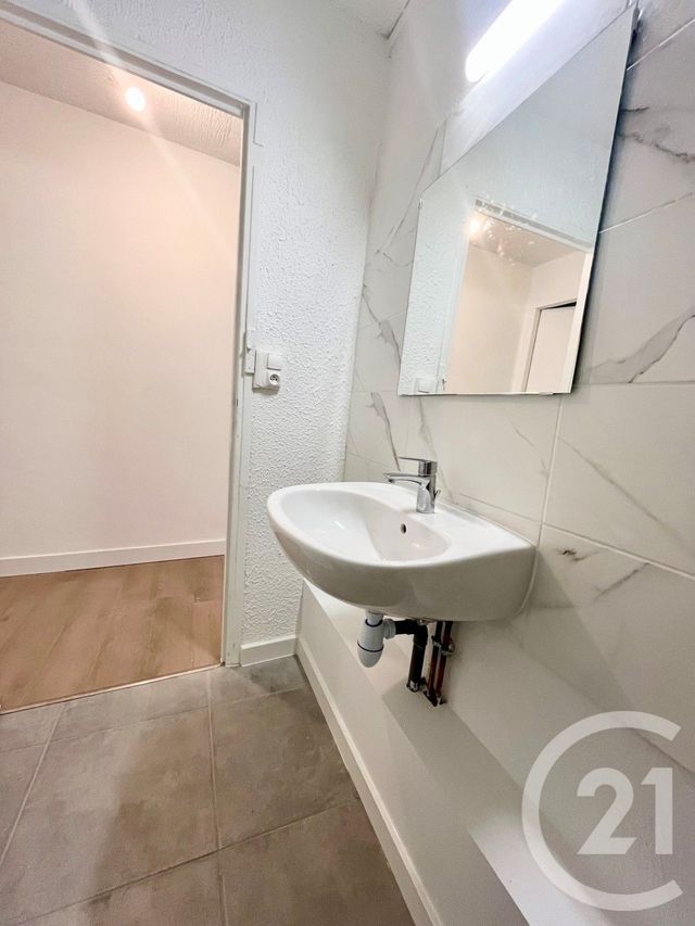 Appartement F2 &agrave; louer - 2 pi&egrave;ces - 55,12 m2 - Jarny - 54 - LORRAINE