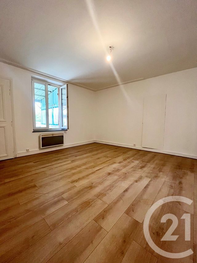 Appartement F2 &agrave; louer - 2 pi&egrave;ces - 55,12 m2 - Jarny - 54 - LORRAINE