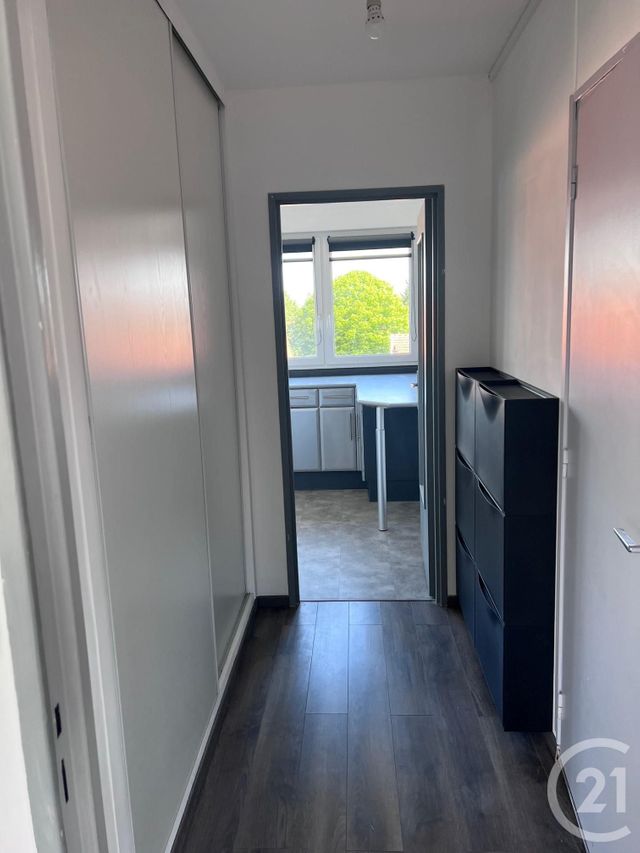Appartement F3 &agrave; louer - 3 pi&egrave;ces - 75,87 m2 - Le Ban St Martin - 57 - LORRAINE