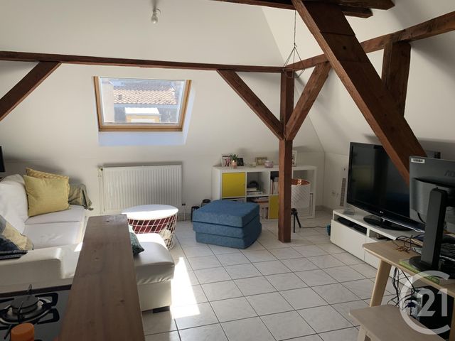 Appartement F3 &agrave; louer - 2 pi&egrave;ces - 37,69 m2 - Metz - 57 - LORRAINE