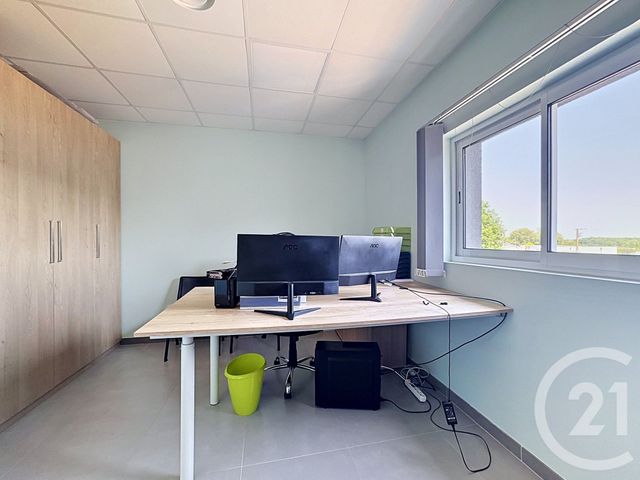 Local commercial à louer - 132.43 m2 - 57 - Moselle