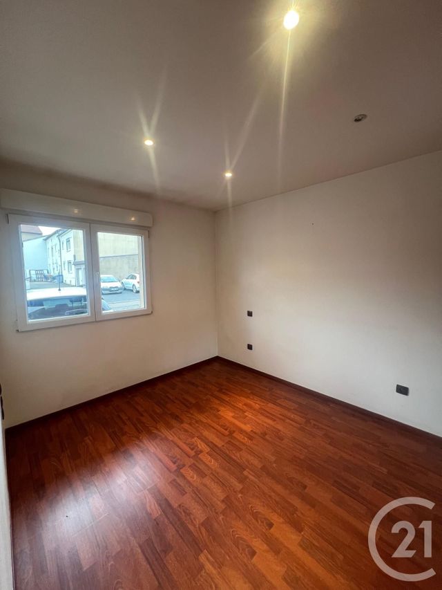 Appartement F4 &agrave; louer - 4 pi&egrave;ces - 102,44 m2 - Boulay Moselle - 57 - LORRAINE