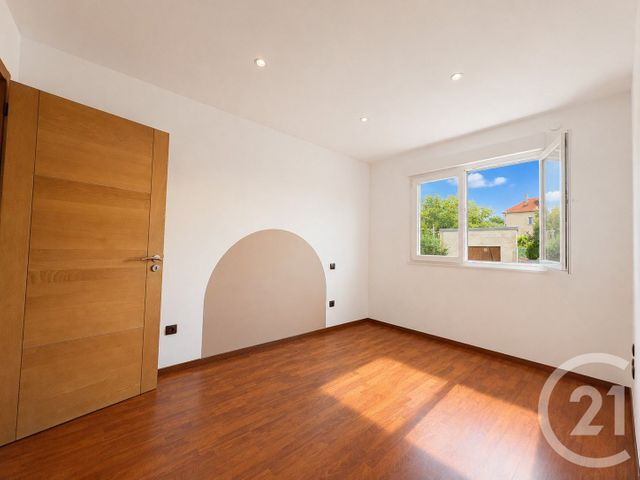 Appartement F4 &agrave; louer - 4 pi&egrave;ces - 102,44 m2 - Boulay Moselle - 57 - LORRAINE