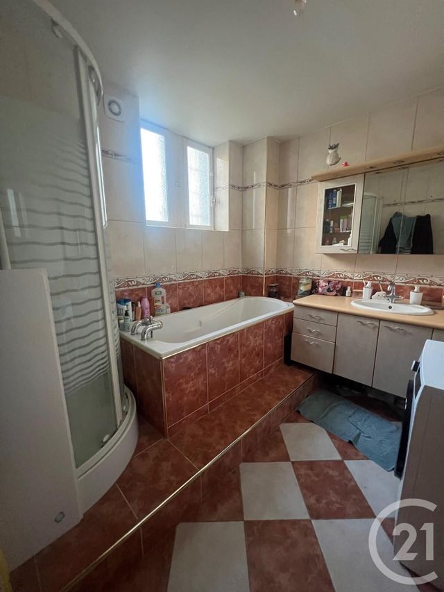 Appartement F3 &agrave; louer - 3 pi&egrave;ces - 79,94 m2 - Ars Sur Moselle - 57 - LORRAINE