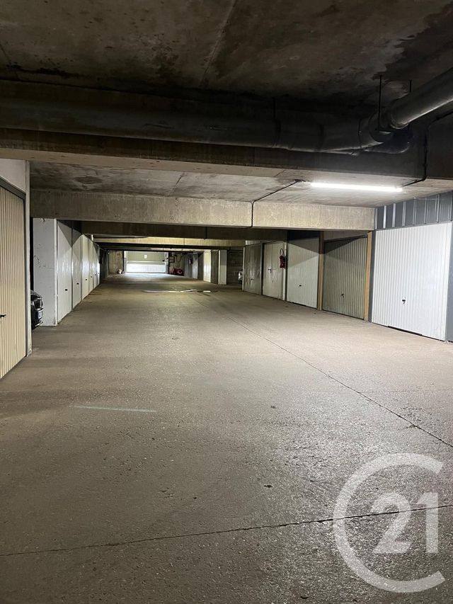Parking &agrave; louer - 15 m2 - Thionville - 57 - LORRAINE