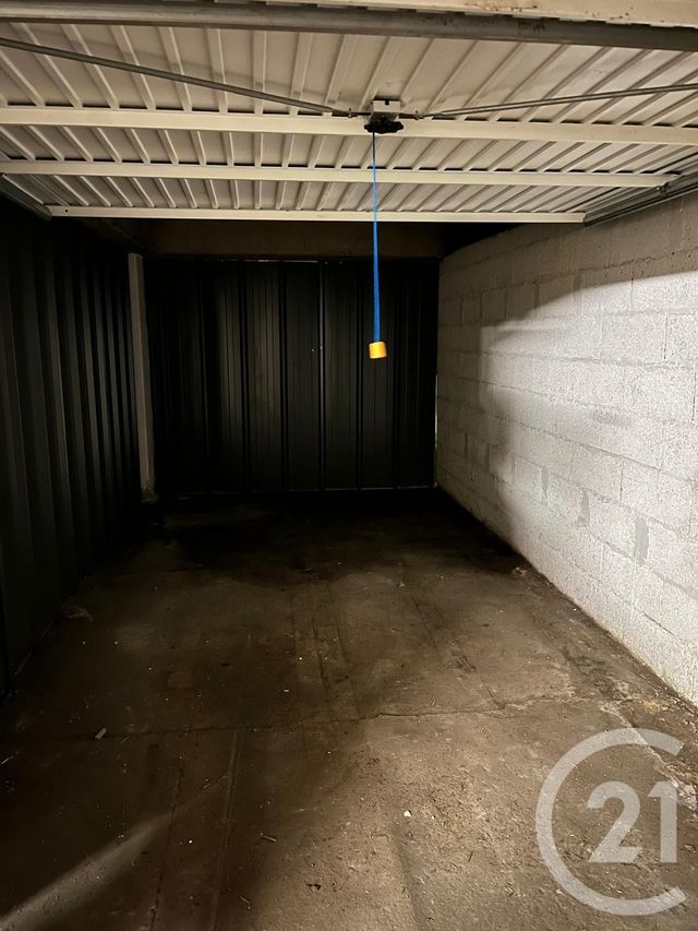 Parking &agrave; louer - 15 m2 - Thionville - 57 - LORRAINE