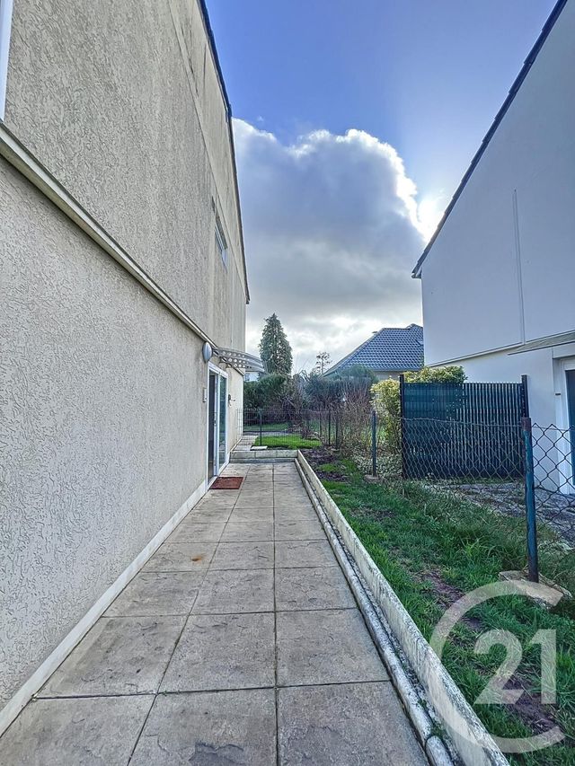 Maison &agrave; louer - 6 pi&egrave;ces - 125,83 m2 - Moulins Les Metz - 57 - LORRAINE