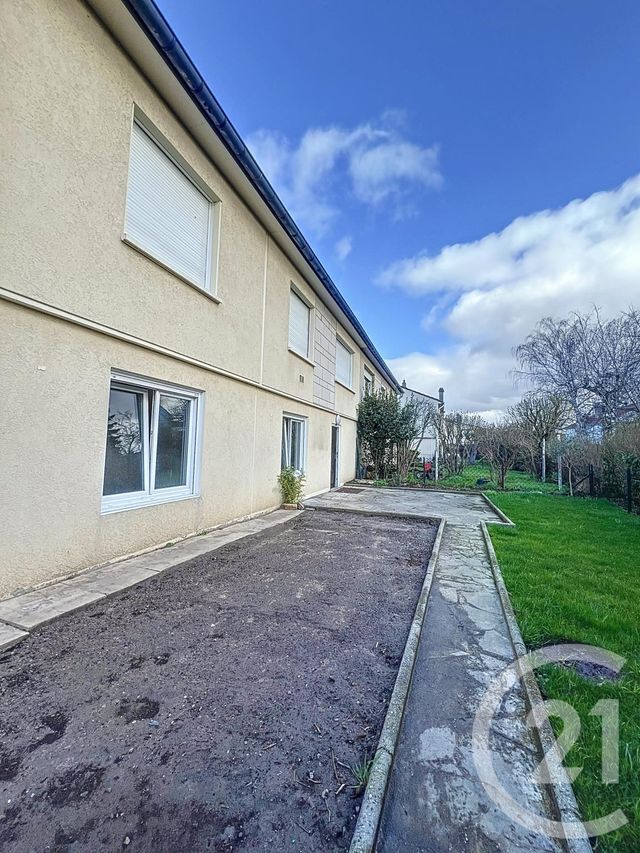 Maison &agrave; louer - 6 pi&egrave;ces - 125,83 m2 - Moulins Les Metz - 57 - LORRAINE