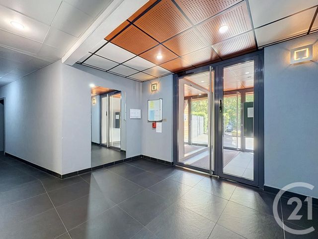 Appartement F4 &agrave; vendre - 3 pi&egrave;ces - 78,82 m2 - St Julien Les Metz - 57 - LORRAINE
